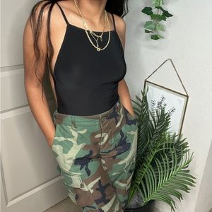 🍂Black BooHoo Back Out Sleeveless Bodysuit